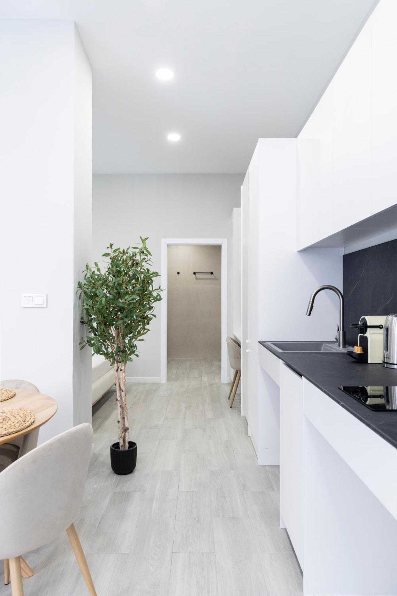 Favara Suites B By Concept Flats Валенсия Экстерьер фото
